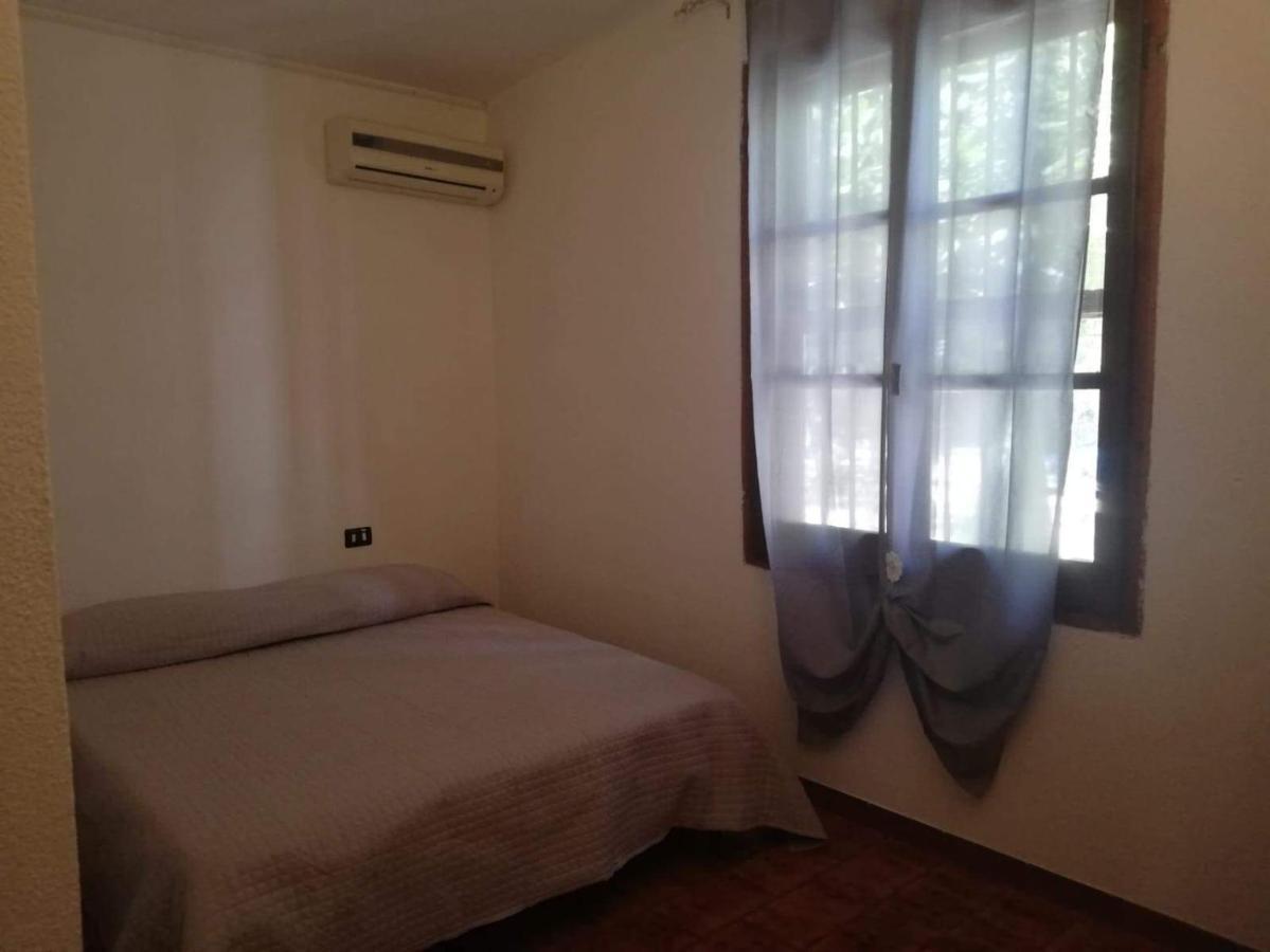 Villa Murgia Solanas  Kültér fotó