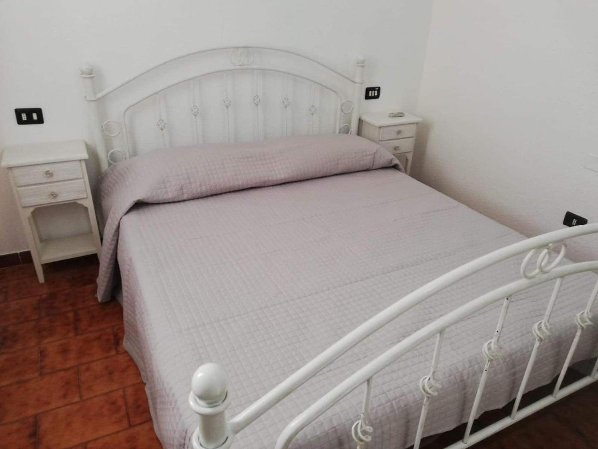 Villa Murgia Solanas  Kültér fotó