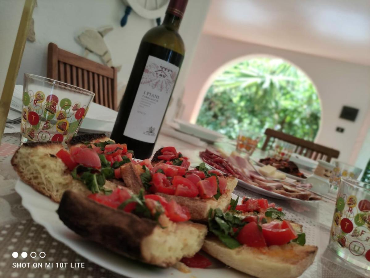 Villa Murgia Solanas  Kültér fotó
